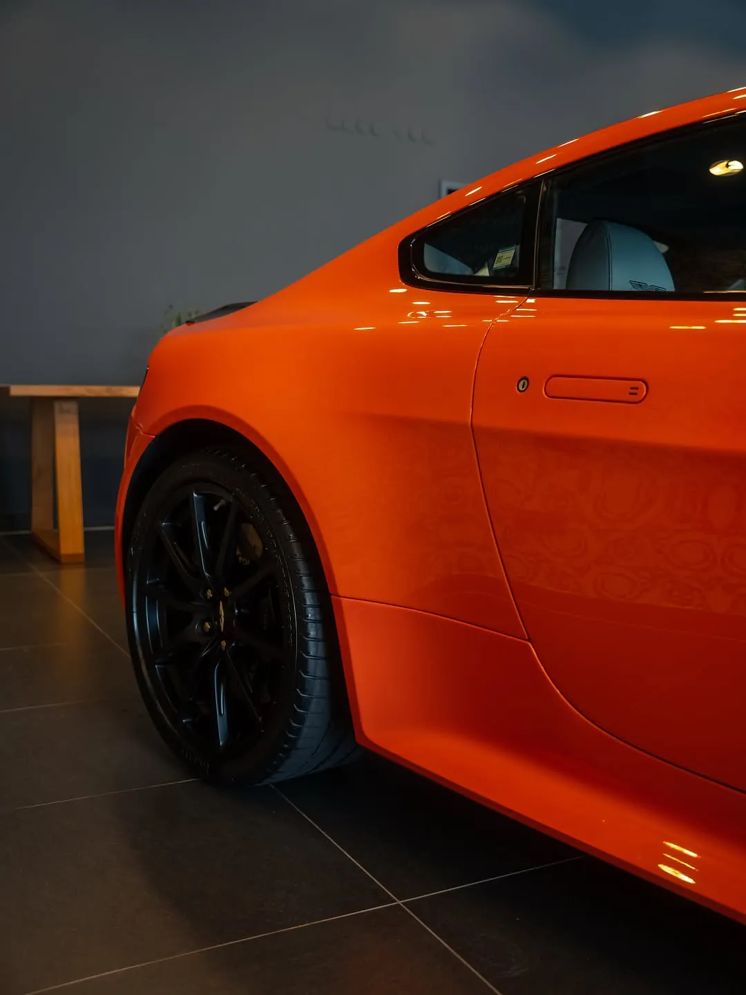Aston Martin V12 Vantage S