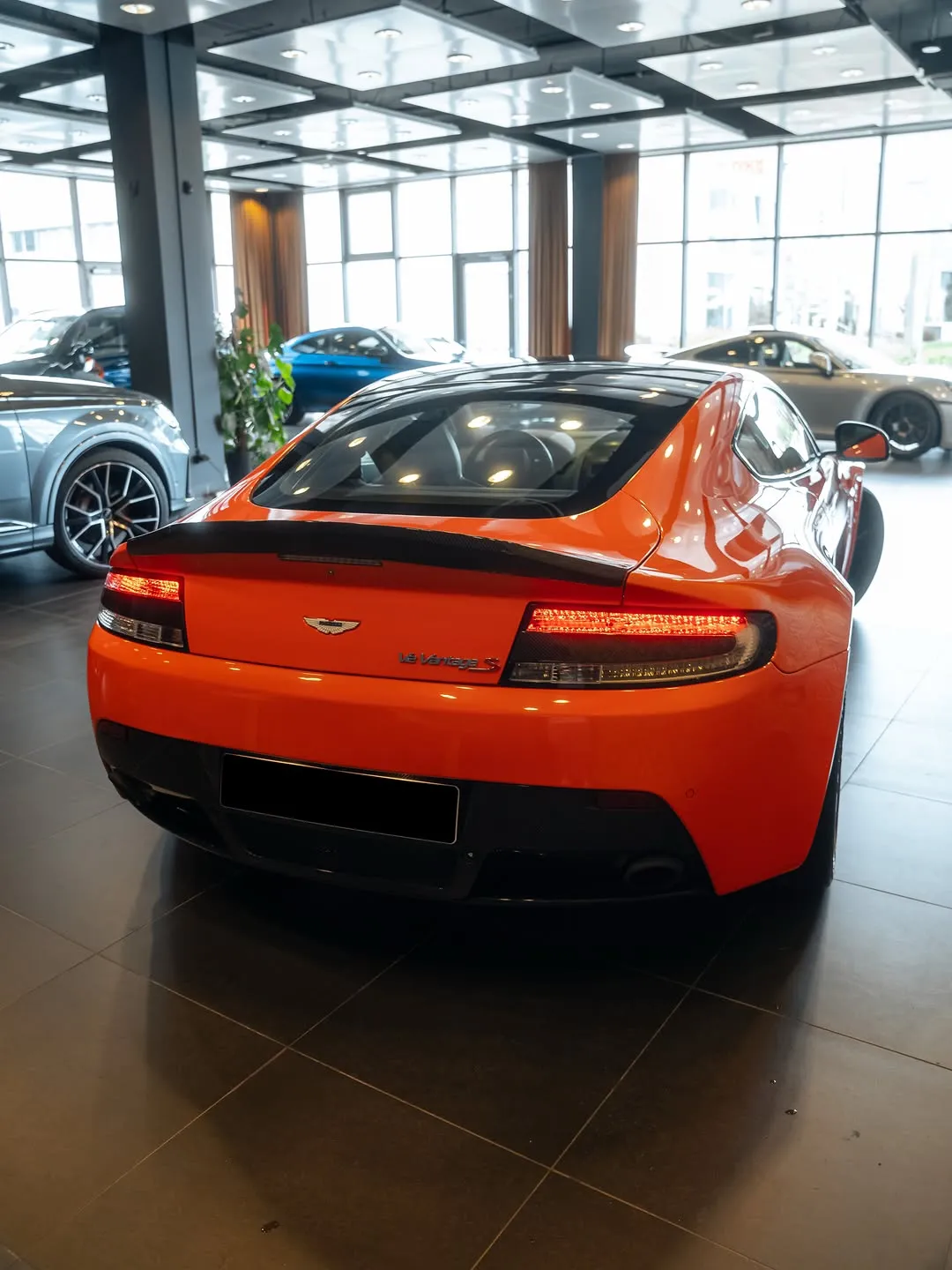 Aston Martin V12 Vantage S