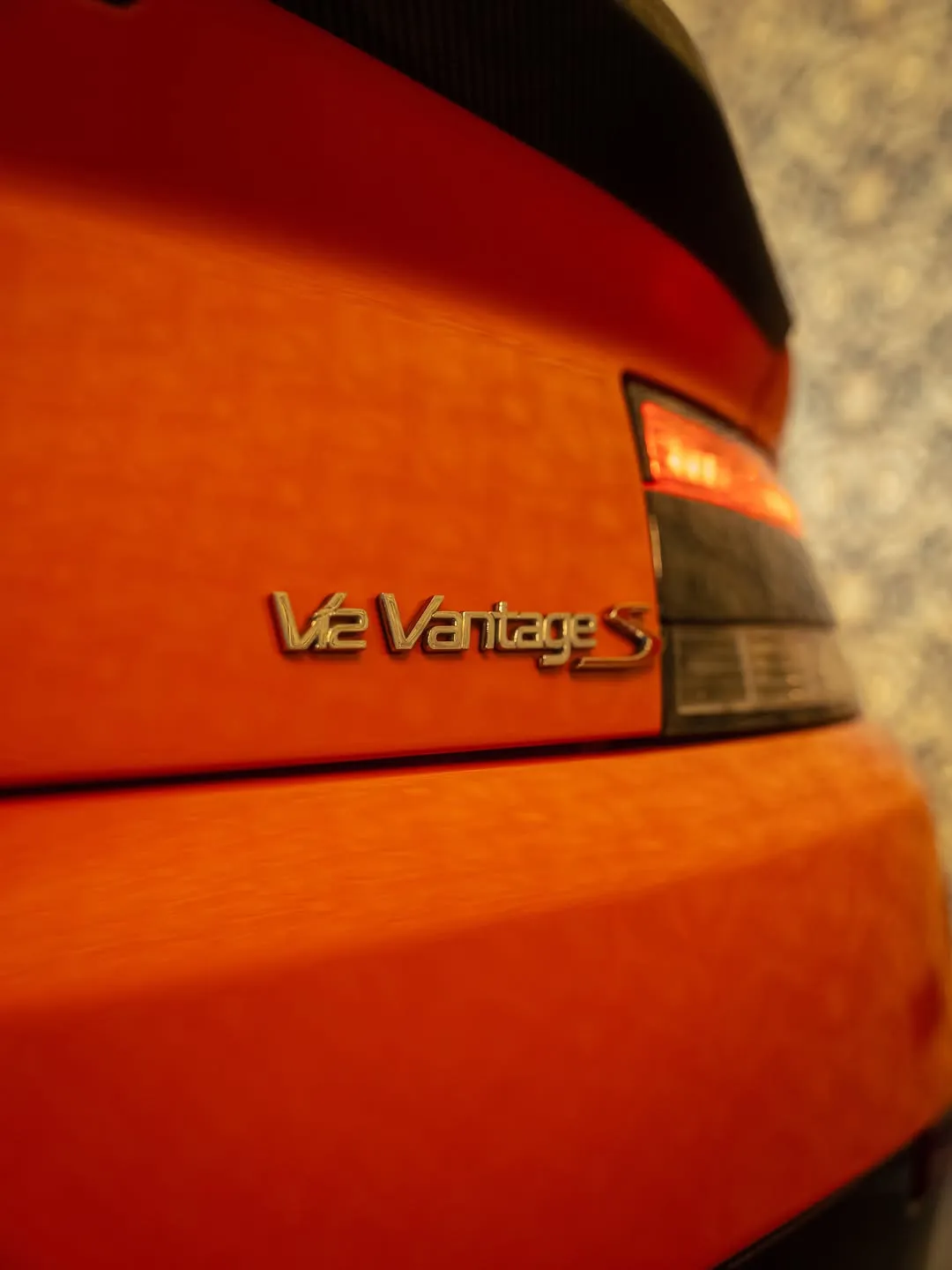 Aston Martin V12 Vantage S