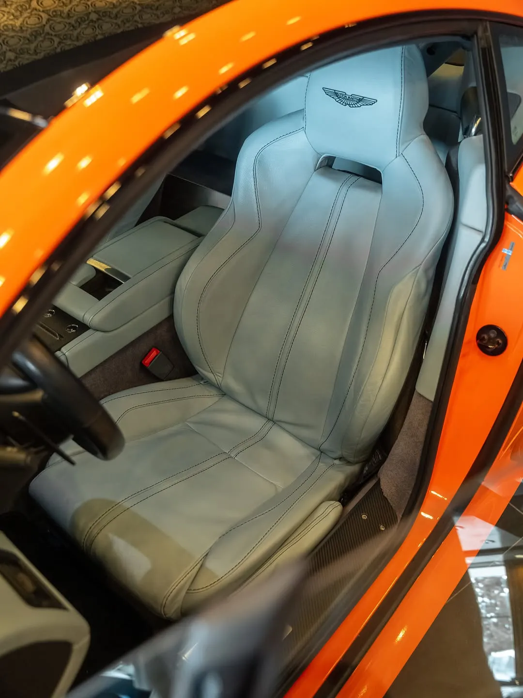 Aston Martin V12 Vantage S