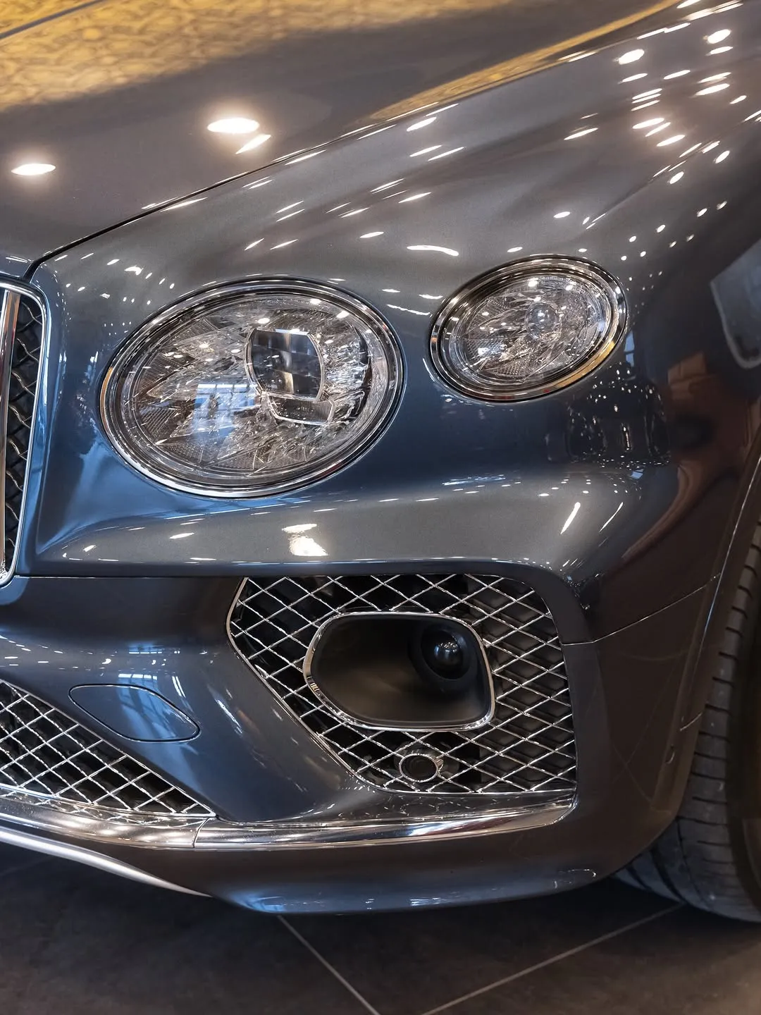 Bentley Bentayga V8