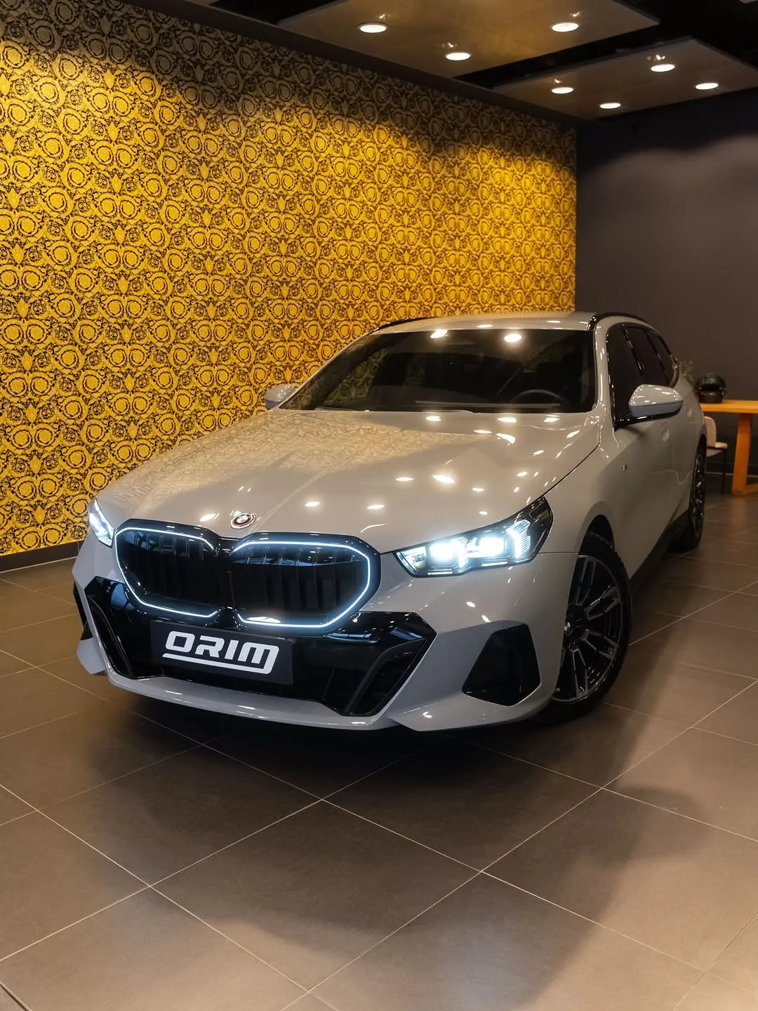 BMW 520d Touring xDrive Iconic Glow