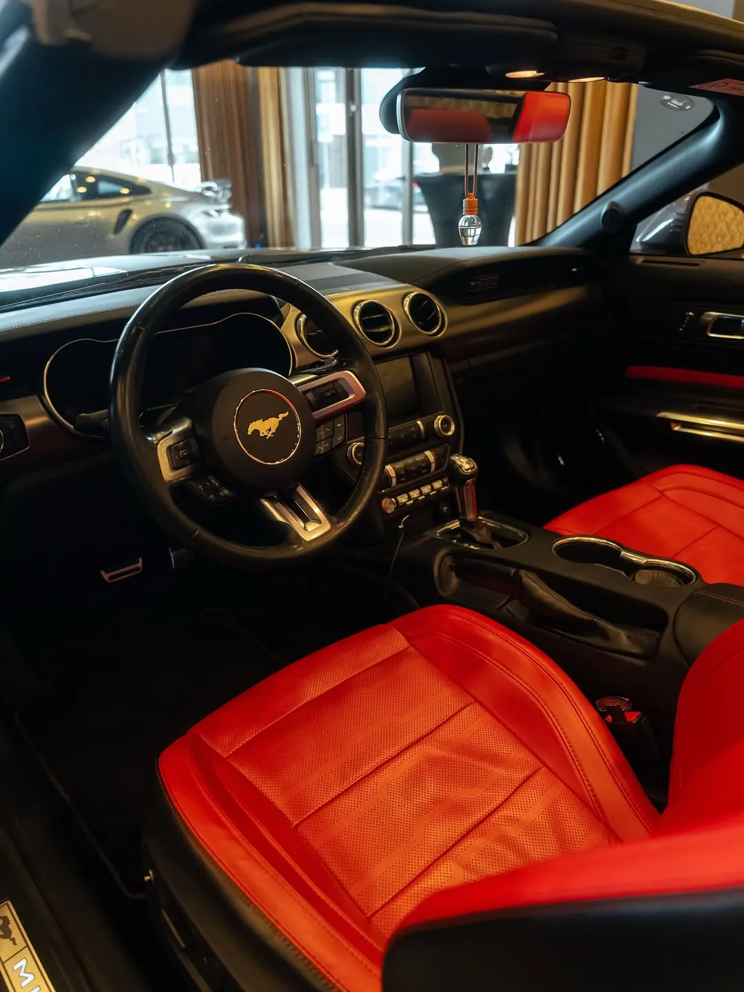 Ford Mustang Cabrio 5.0