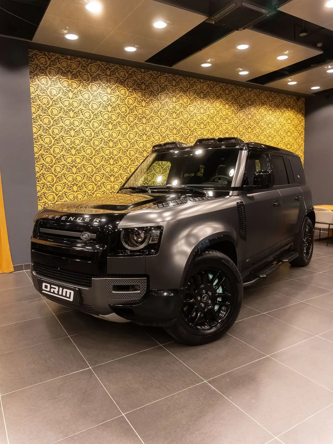 Land Rover Defender 110 V8 Carpathian Edition