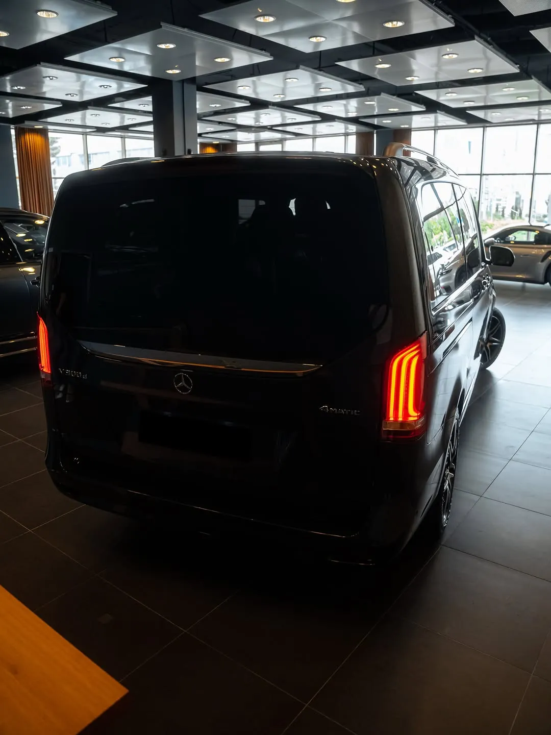 Mercedes-Benz V300 4Matic