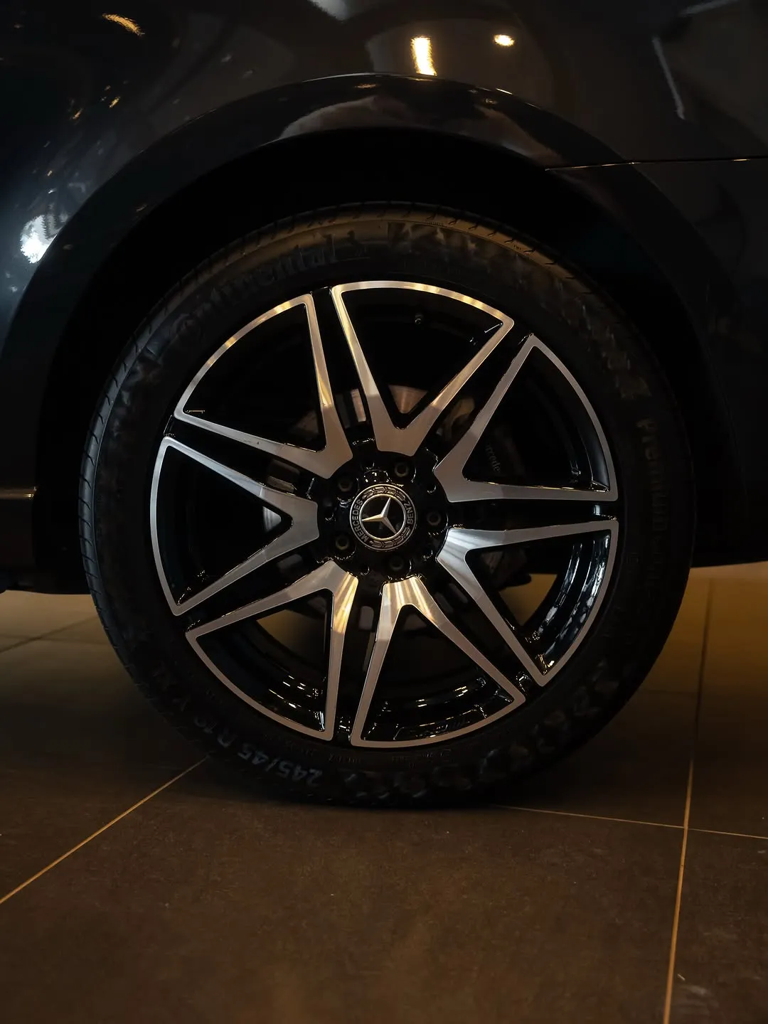 Mercedes-Benz V300 4Matic