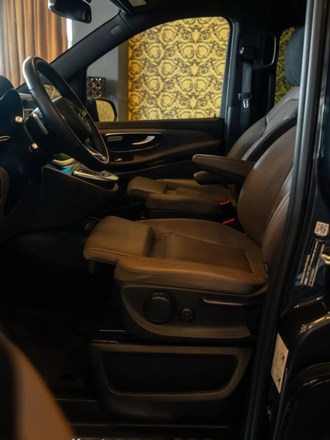 Mercedes-Benz V300 4Matic