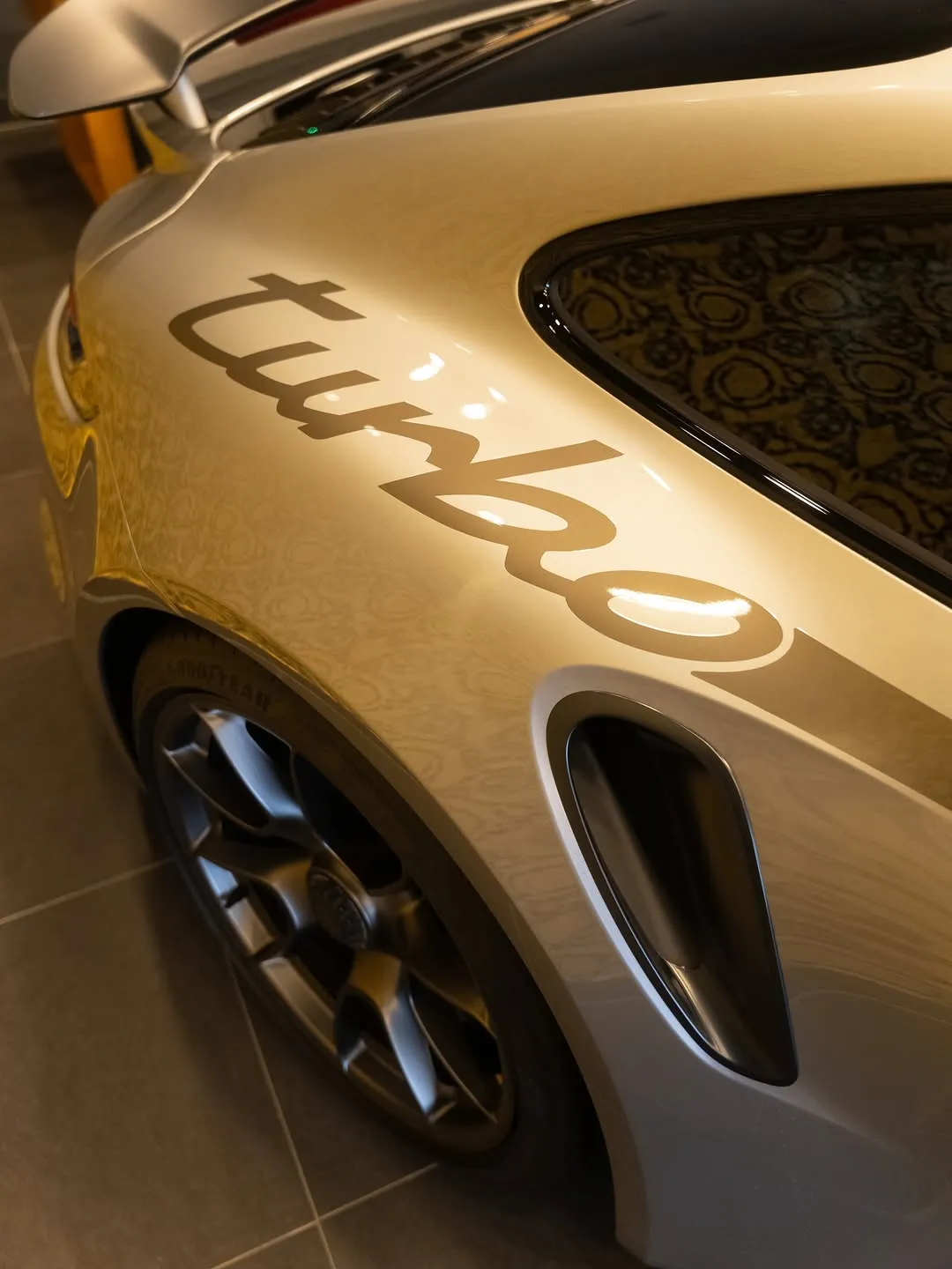 Porsche 911 Turbo S