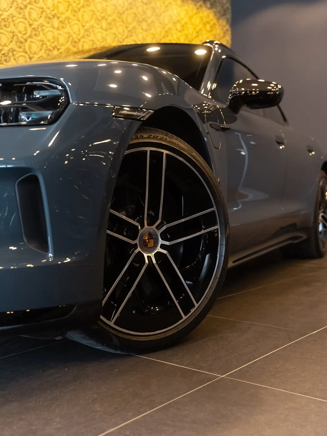 Porsche Taycan GTS Sport Turismo