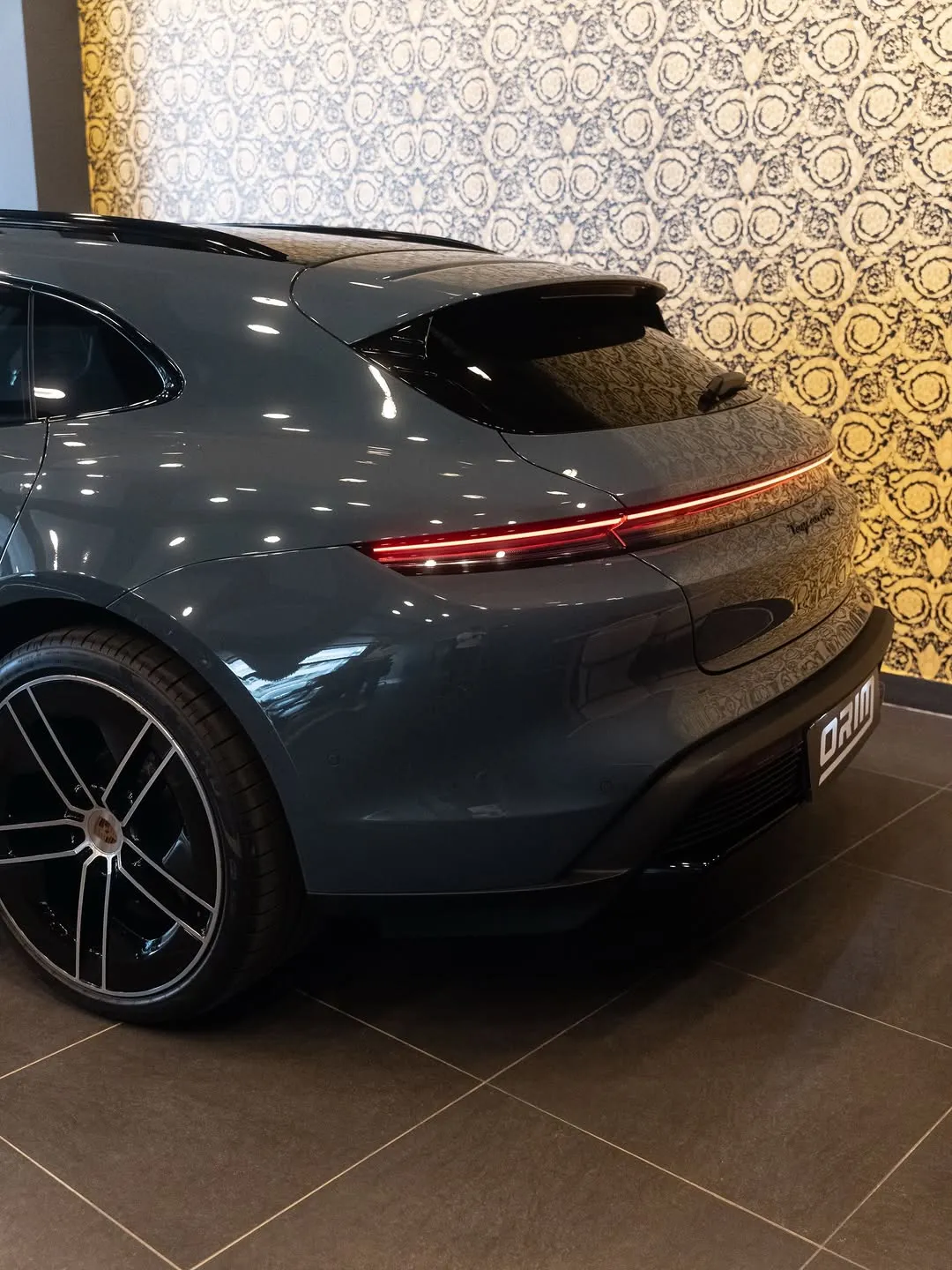 Porsche Taycan GTS Sport Turismo