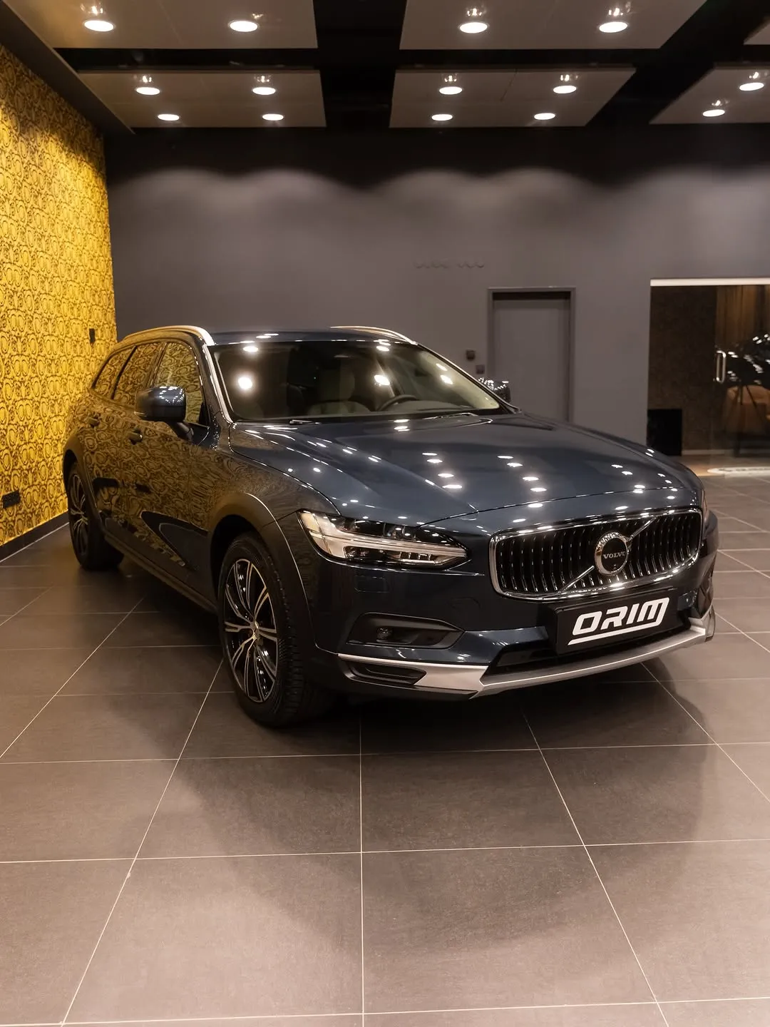 Volvo V90 Cross Country