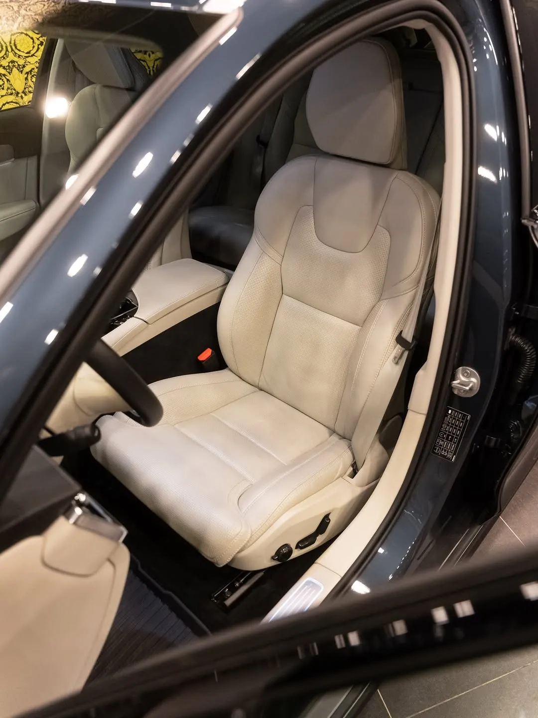 Volvo V90 Cross Country