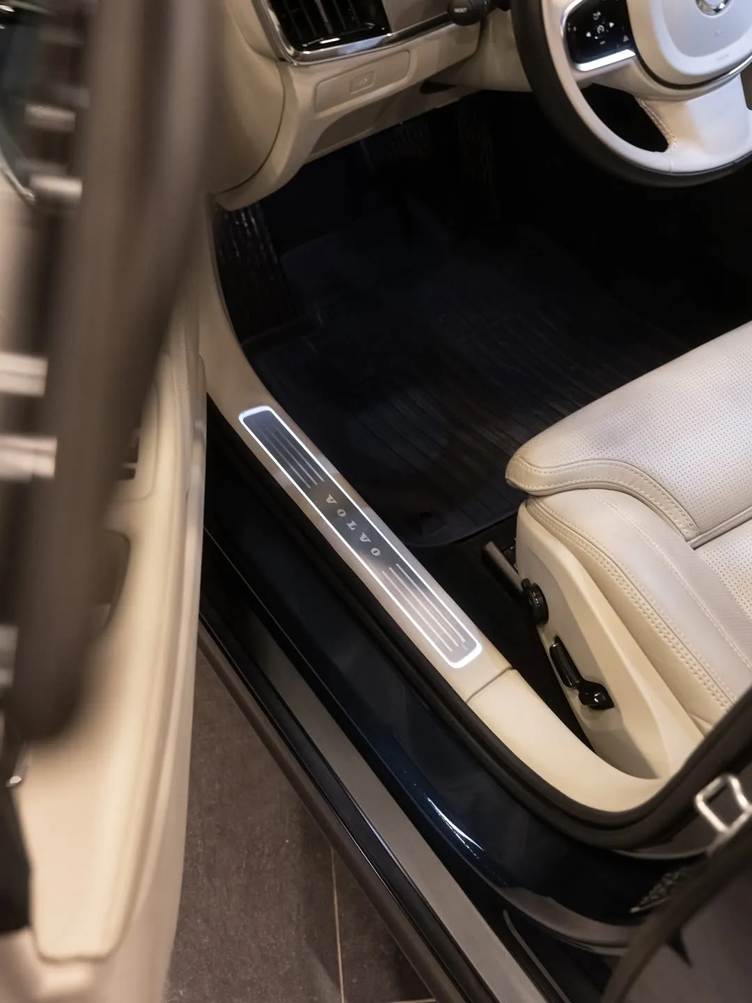 Volvo V90 Cross Country